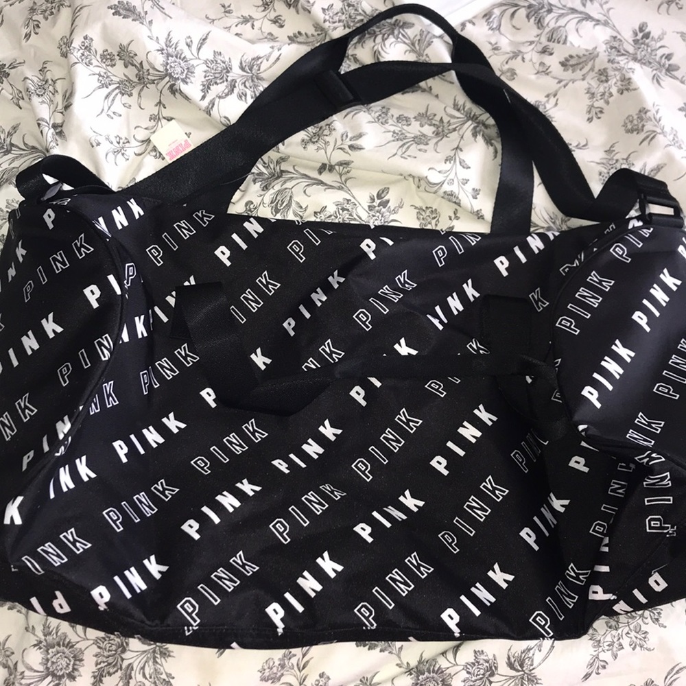 🖤PINK Overside Travel Duffle Bag